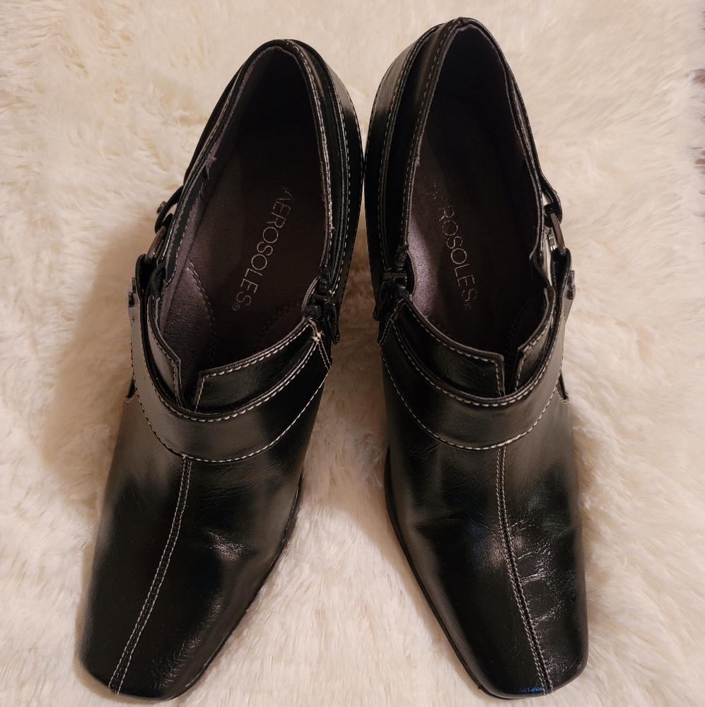 Aerosoles Black slip on or zip heels. Size 7 1/2B.